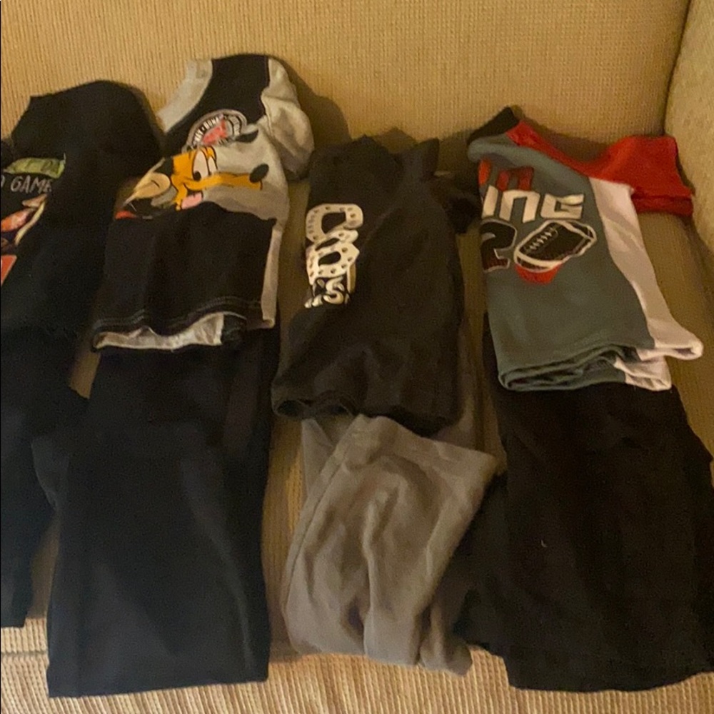 6 sets pant & tee shirt size 4t in good condition